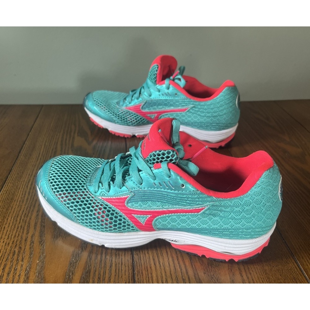 Mizuno Wave Sayonara 3 Sz 7.5 Aqua Teal Green Pink Athletic Running Shoes